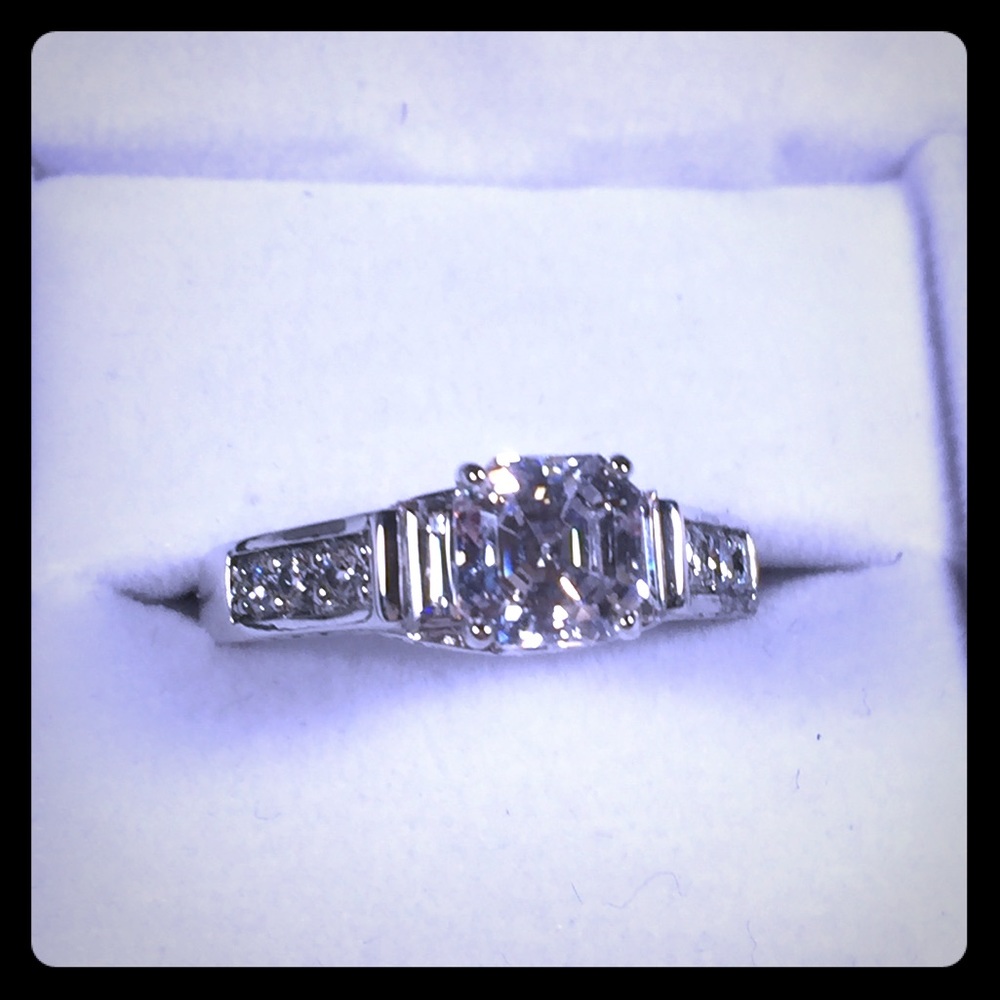 iPlatinum clad over sterling Size 10 ring.